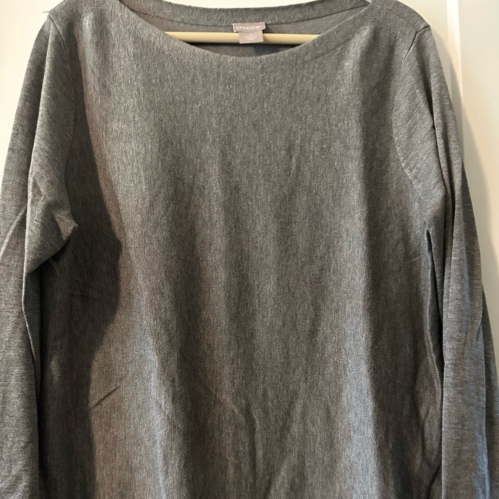 Chicos light weight sweater size 1